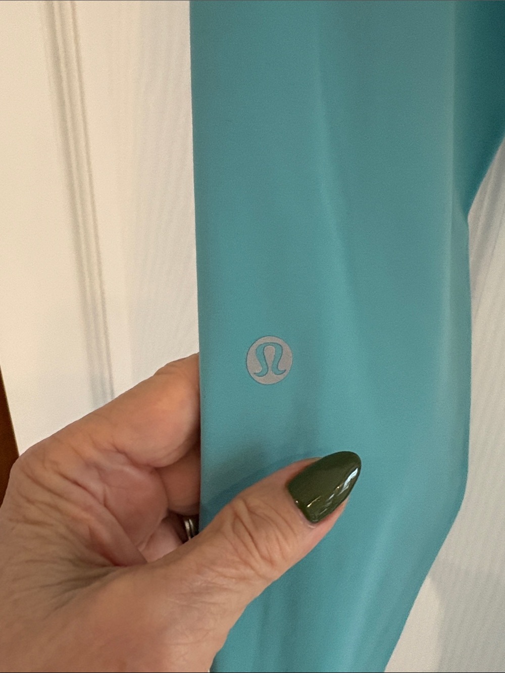 lululemon athletica Fast & Free 25” Teal High-Rise Leggings with Side Pockets - Picture 3 of 3